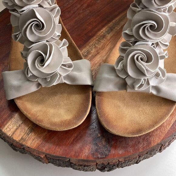 PATRIZIA 9 Spring Step Isabella Wedge Heel Zip Sandals Beige - Picture 11 of 13